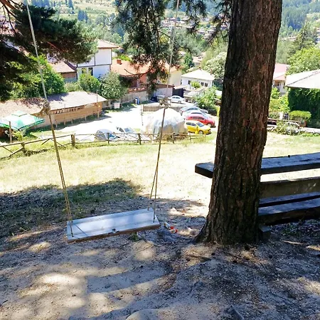 Guest Dona Penzion Koprivštica