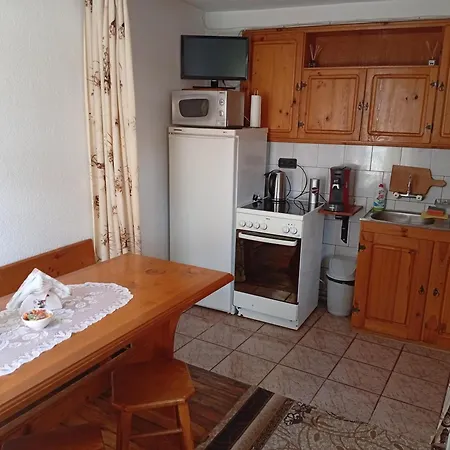 Guest Dona Penzion Koprivštica